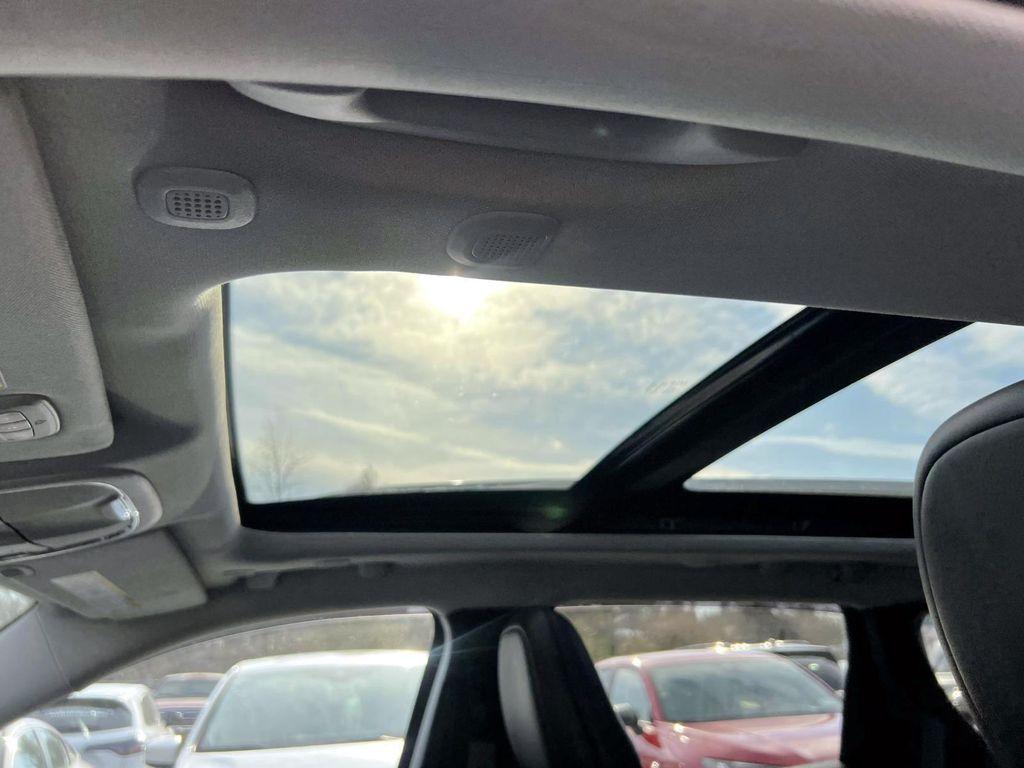 used 2021 Jeep Cherokee car, priced at $18,795