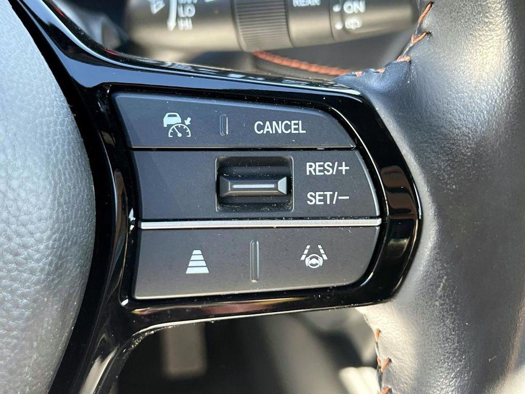 used 2025 Honda HR-V car, priced at $25,895