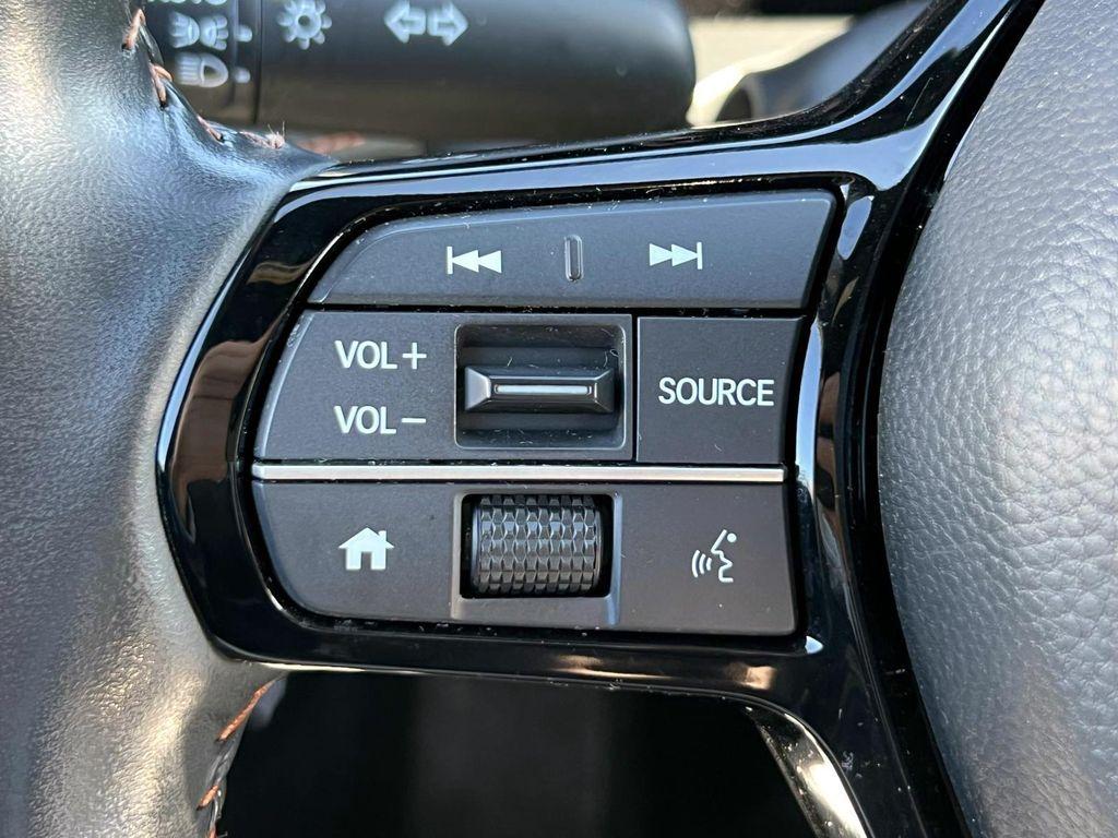 used 2025 Honda HR-V car, priced at $25,895