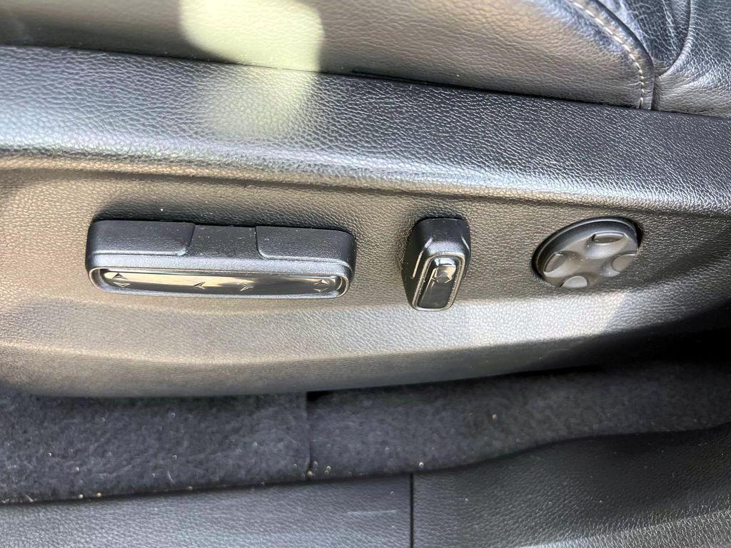 used 2022 Honda CR-V car, priced at $27,595