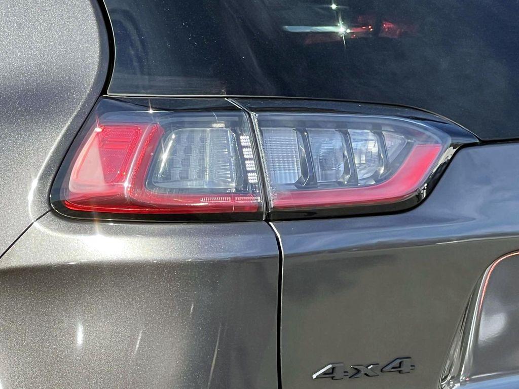 used 2019 Jeep Cherokee car, priced at $15,995