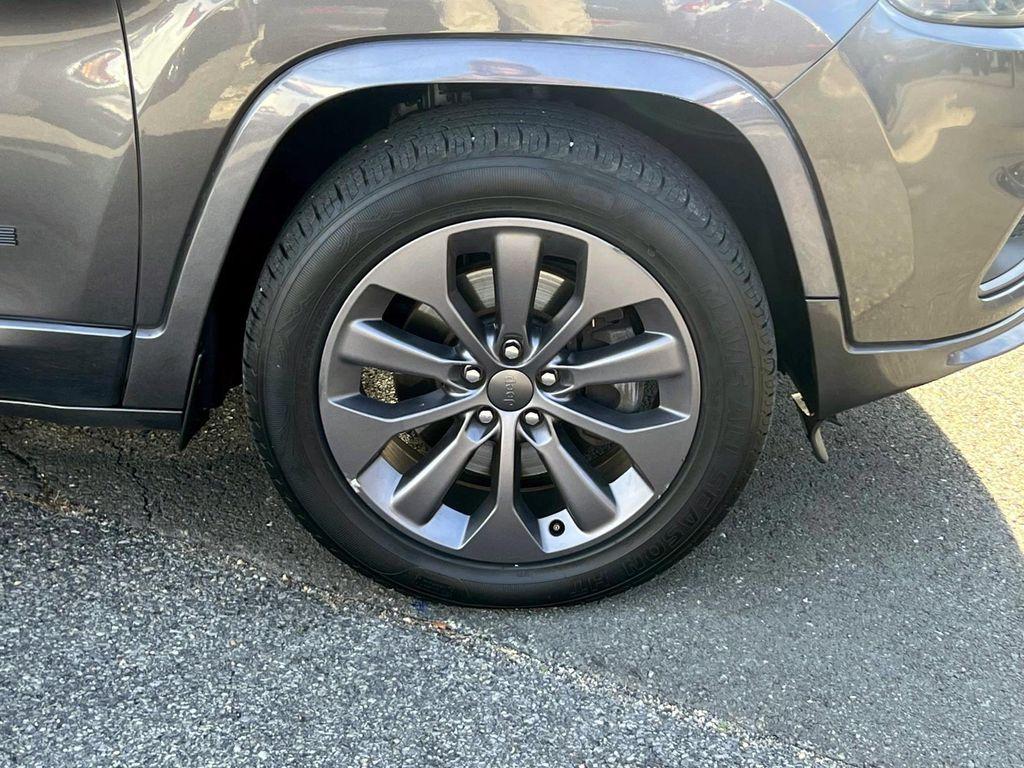 used 2019 Jeep Cherokee car, priced at $15,995