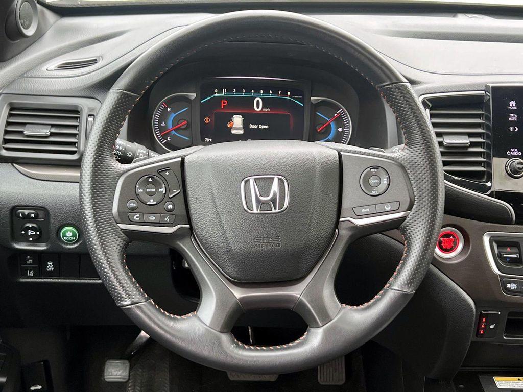 used 2022 Honda Pilot car, priced at $31,895