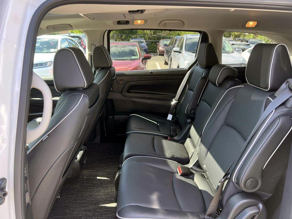 used 2026 Honda Odyssey car, priced at $47,995