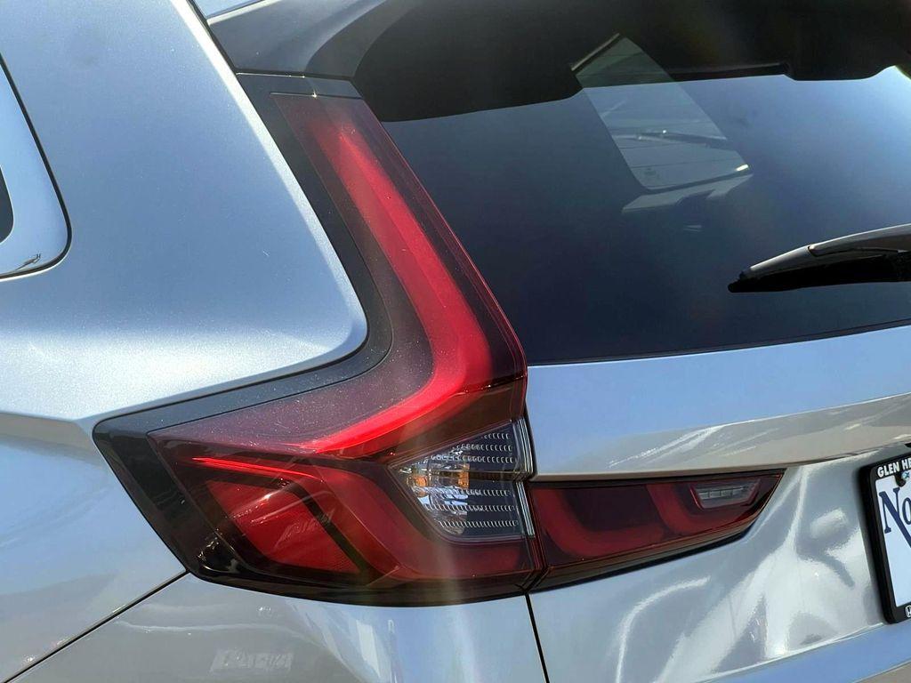 used 2025 Honda CR-V car, priced at $34,995