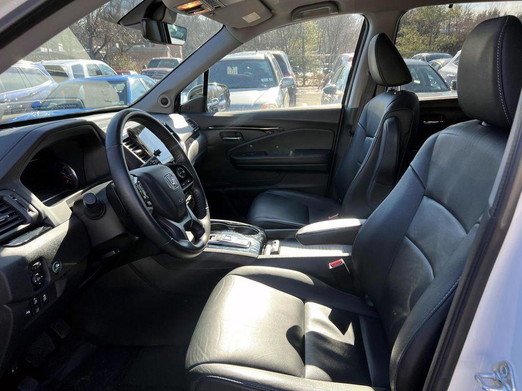 used 2022 Honda Pilot car, priced at $32,995