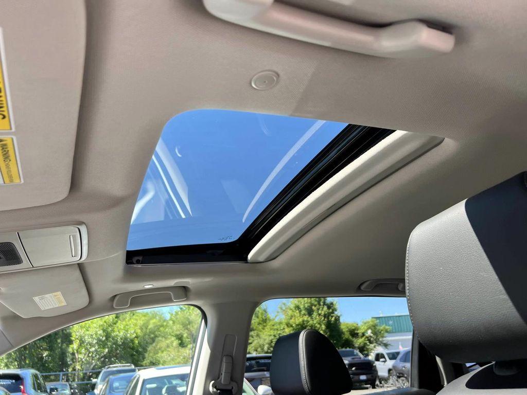 used 2025 Honda CR-V car, priced at $35,995