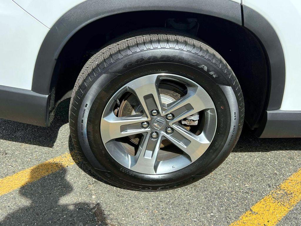 used 2025 Honda Pilot car, priced at $41,995