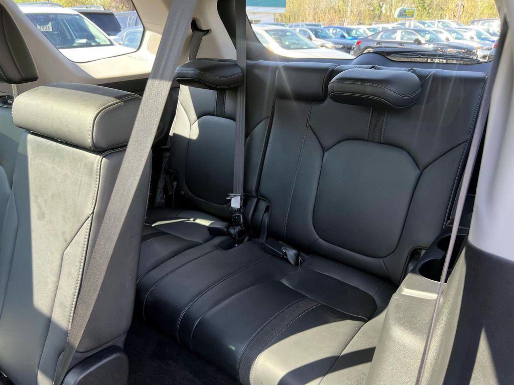 used 2023 Honda Pilot car, priced at $42,995
