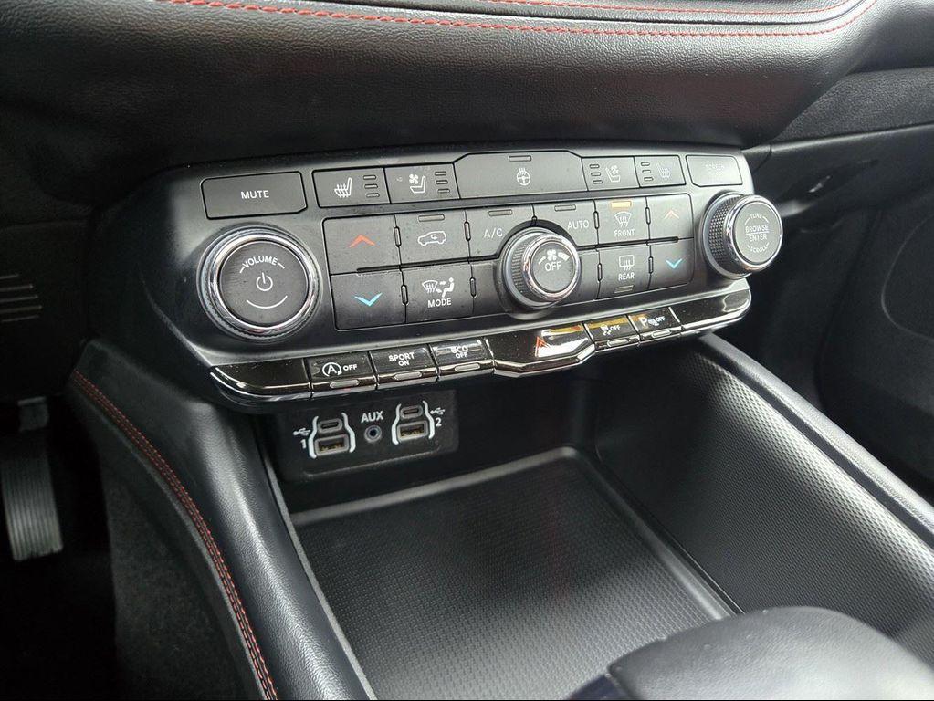 used 2024 Dodge Durango car, priced at $31,550