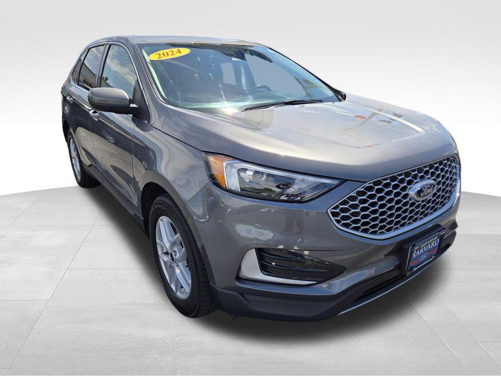 used 2024 Ford Edge car, priced at $24,300
