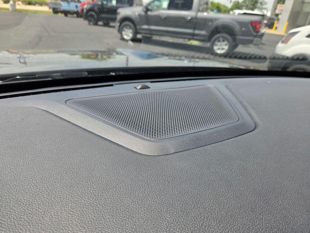 new 2026 Ford Explorer car, priced at $50,072