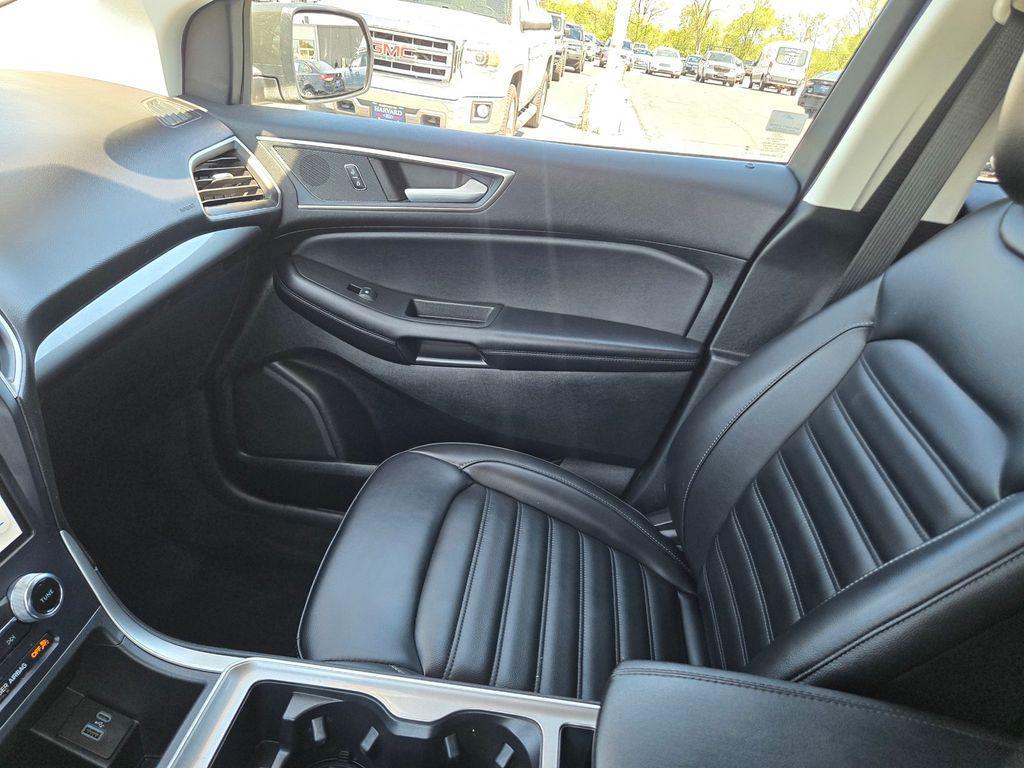 used 2023 Ford Edge car, priced at $25,300