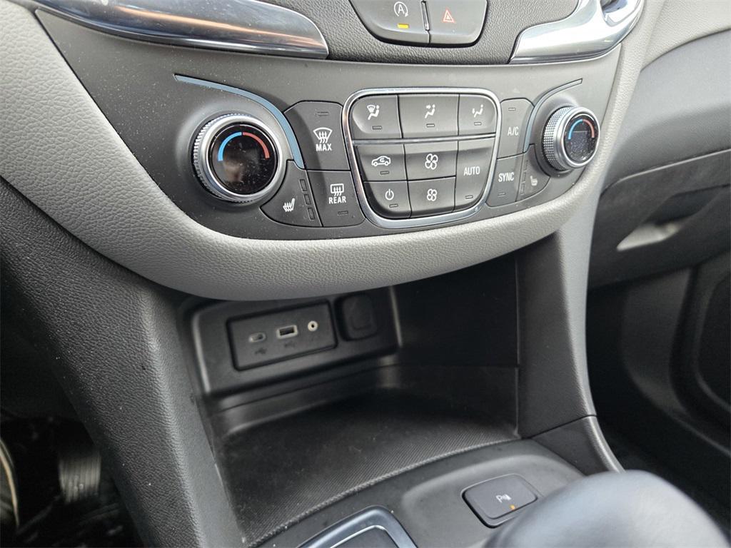 used 2023 Chevrolet Equinox car, priced at $22,998