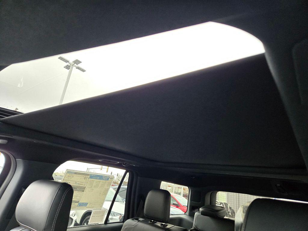 new 2025 Ford Expedition car, priced at $81,782