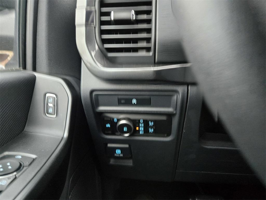 new 2025 Ford F-150 car, priced at $51,436