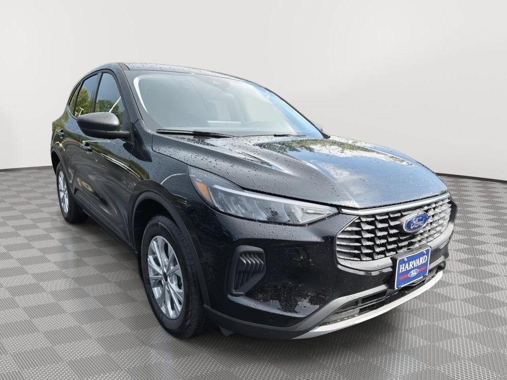 new 2025 Ford Escape car, priced at $27,925