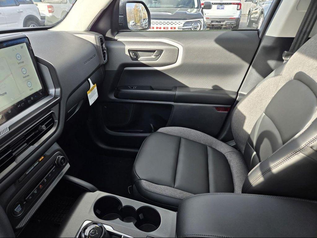 new 2025 Ford Bronco Sport car, priced at $35,107