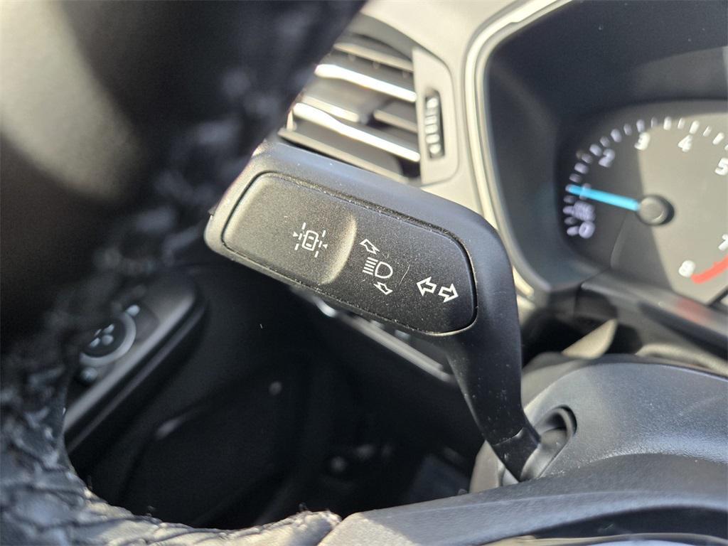 used 2022 Ford Escape car, priced at $19,550