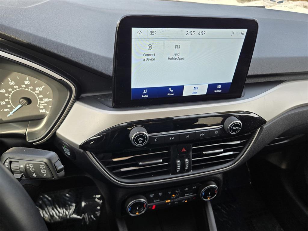 used 2022 Ford Escape car, priced at $19,550