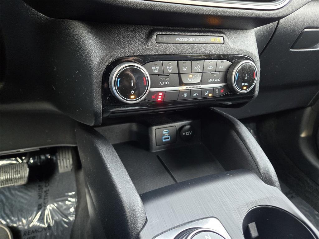 used 2022 Ford Escape car, priced at $19,550