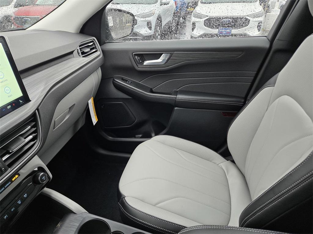 new 2026 Ford Escape PHEV car, priced at $34,678