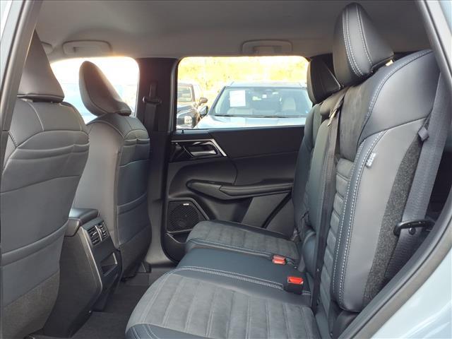 new 2026 Mitsubishi Outlander car, priced at $43,240