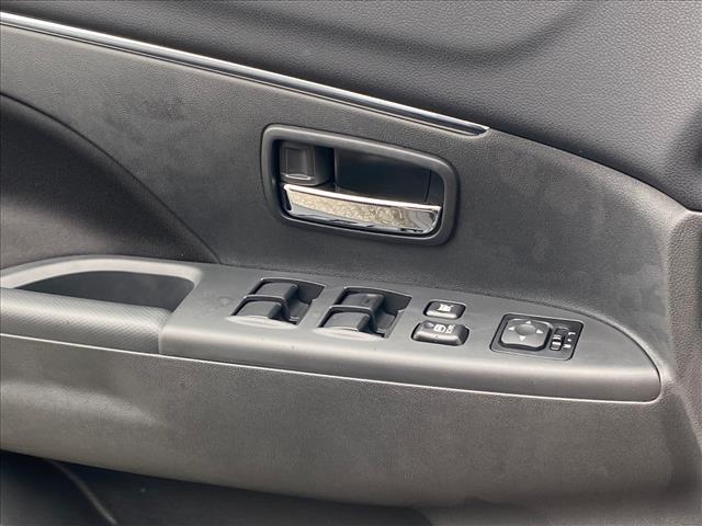 new 2025 Mitsubishi Outlander Sport car, priced at $25,720