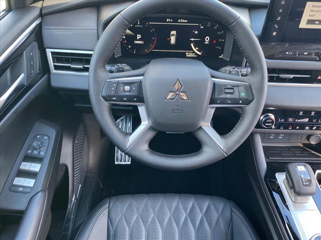 new 2025 Mitsubishi Outlander car, priced at $40,345