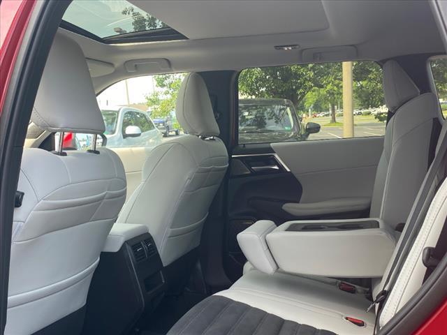 new 2025 Mitsubishi Outlander car, priced at $37,460