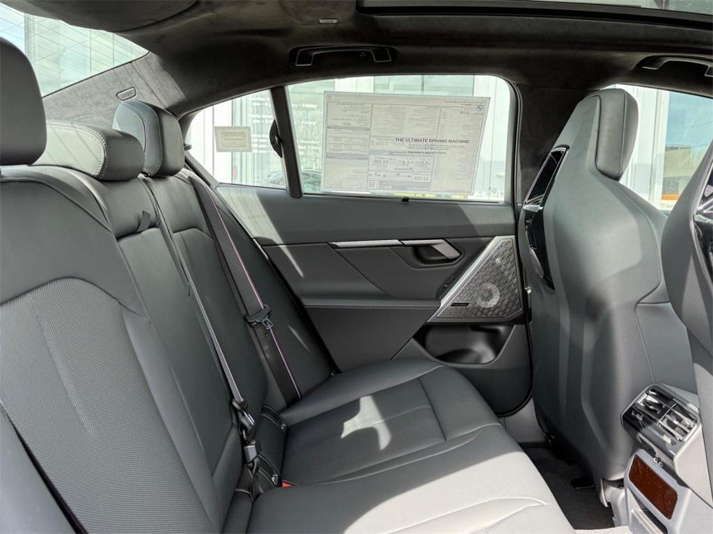 new 2025 BMW M5 car, priced at $127,125