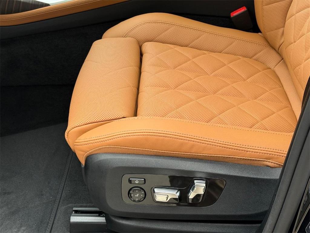 new 2026 BMW X7 car, priced at $96,550