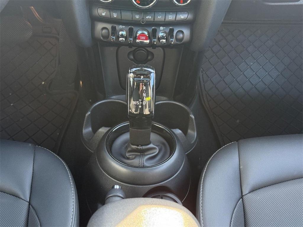 used 2022 MINI Hardtop car, priced at $19,995