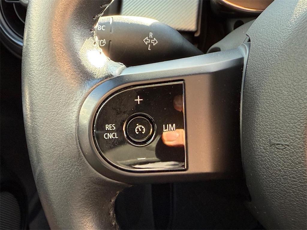 used 2022 MINI Hardtop car, priced at $19,995