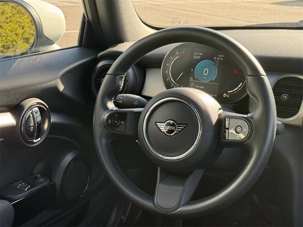 used 2022 MINI Hardtop car, priced at $19,995