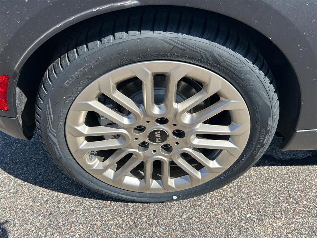 used 2025 MINI Hardtop car, priced at $35,880