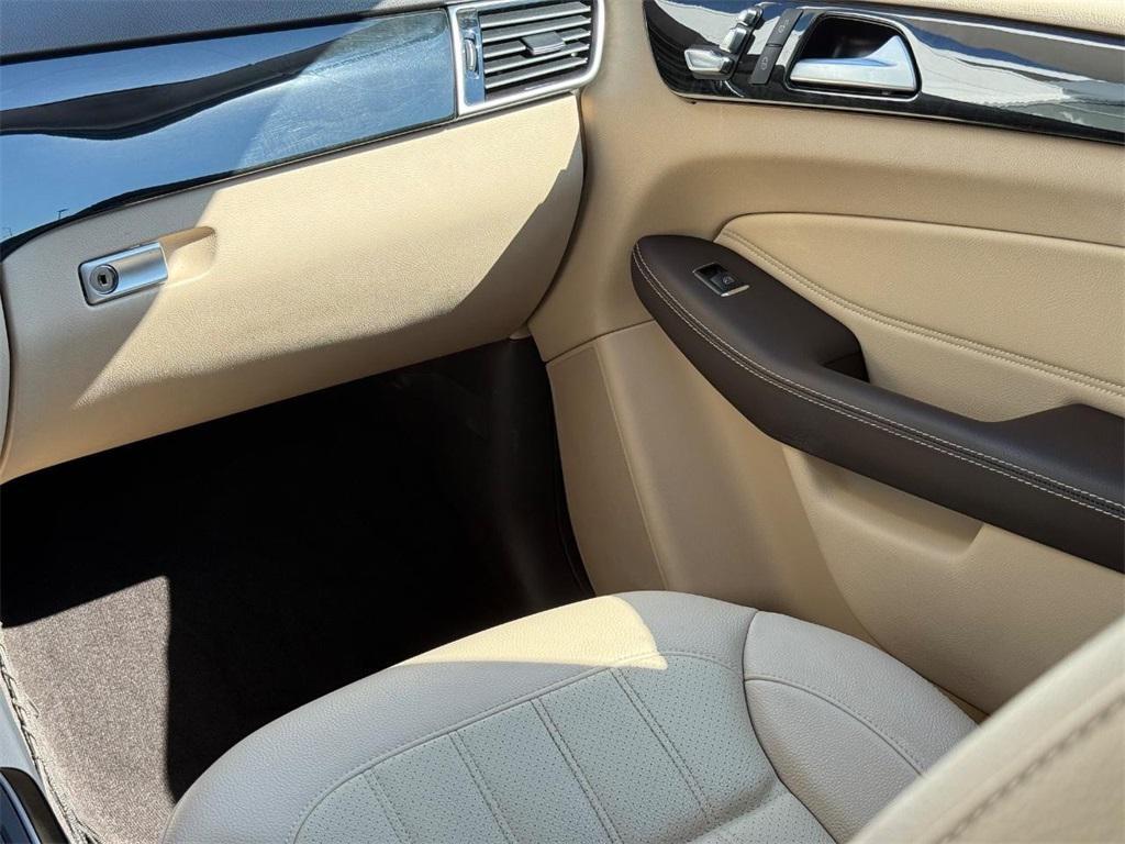 used 2018 Mercedes-Benz GLE 350 car, priced at $15,499