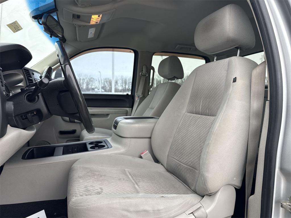 used 2011 Chevrolet Silverado 1500 car, priced at $7,999