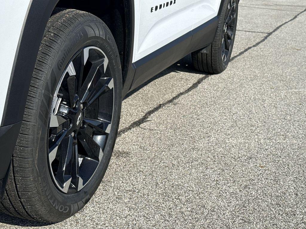 new 2026 Chevrolet Equinox car, priced at $37,014