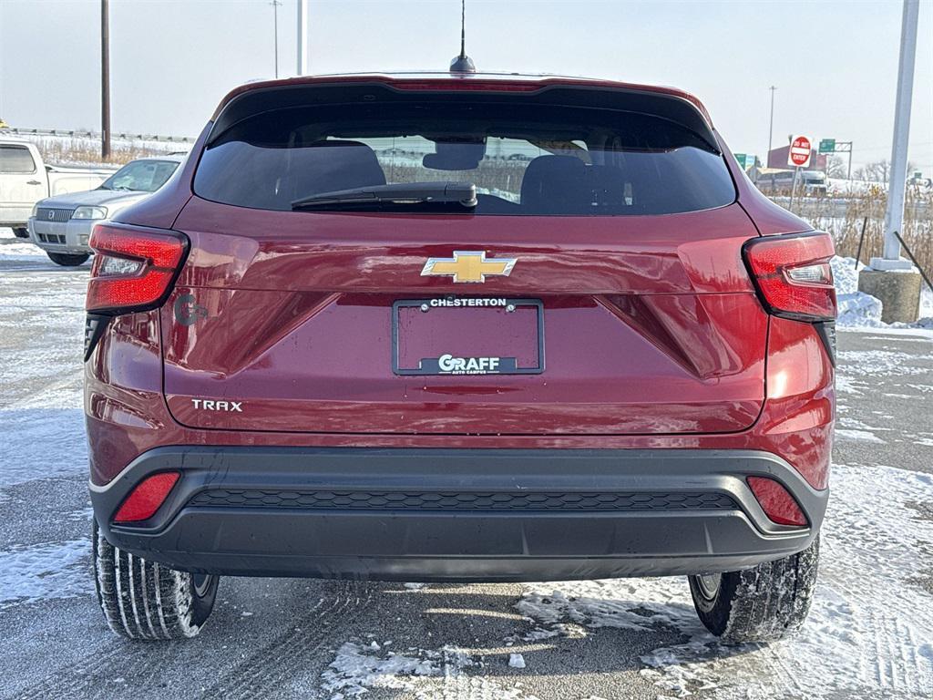 used 2024 Chevrolet Trax car, priced at $18,906