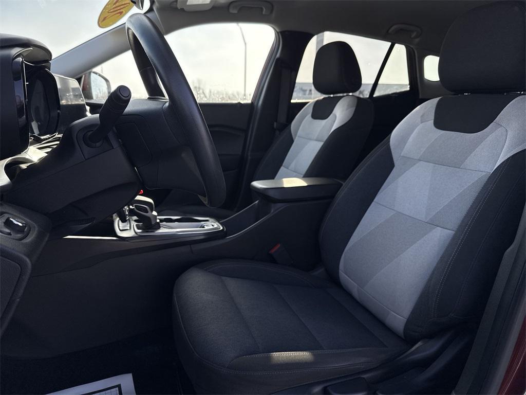 used 2024 Chevrolet Trax car, priced at $18,906