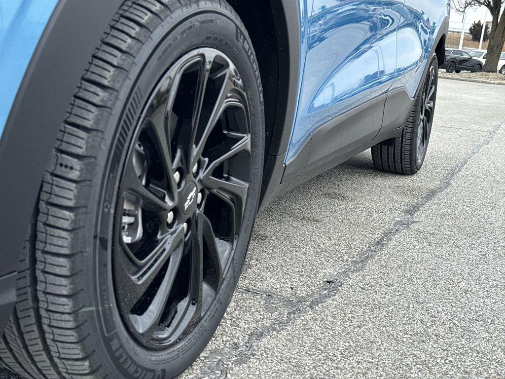 new 2027 Chevrolet Bolt car, priced at $32,695