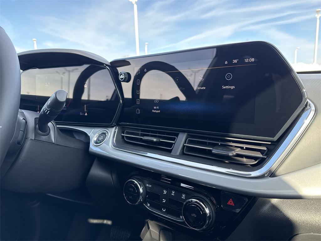 new 2026 Chevrolet Trax car, priced at $25,462