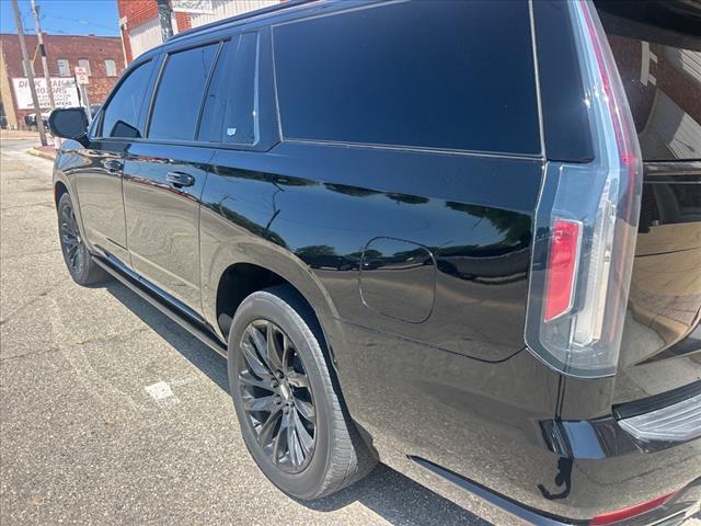 used 2021 Cadillac Escalade ESV car, priced at $68,900