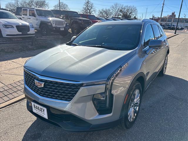 used 2025 Cadillac XT4 car, priced at $36,900