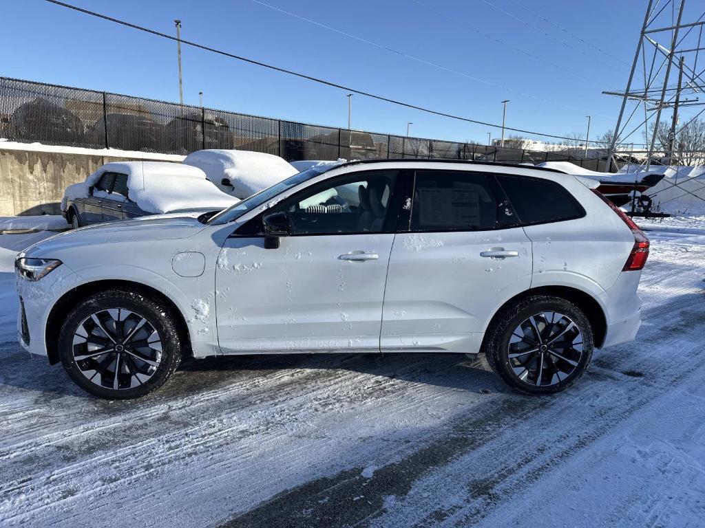 new 2026 Volvo XC60 Plug-In Hybrid car, priced at $69,285