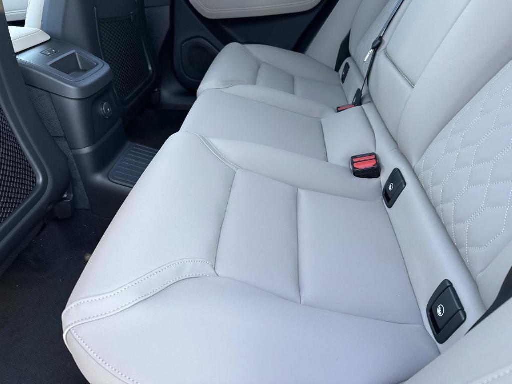 new 2026 Volvo XC60 Plug-In Hybrid car, priced at $69,285