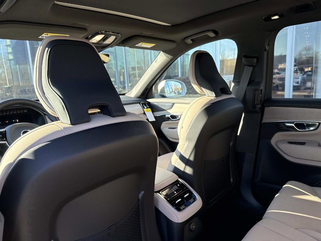 new 2026 Volvo XC90 Plug-In Hybrid car, priced at $81,875