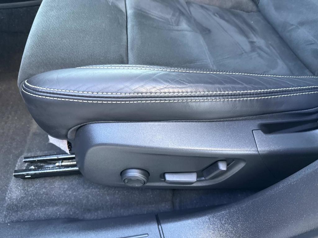 used 2021 Volvo XC40 Recharge Pure Electric car, priced at $22,959