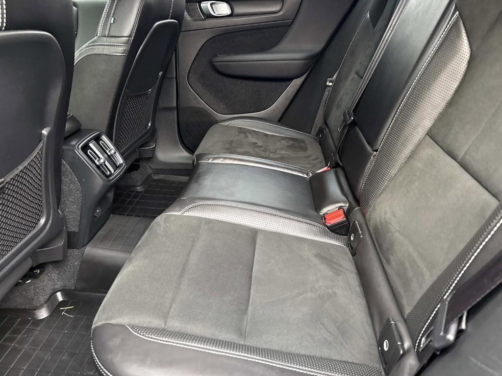 used 2019 Volvo XC40 car, priced at $19,648